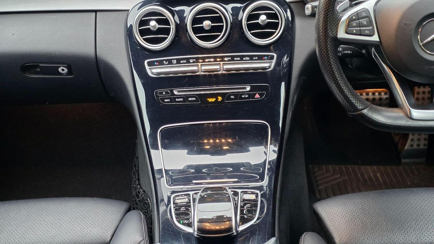 Used Mercedes-Benz C Class 2015 for sale - 77303780: Photo 36