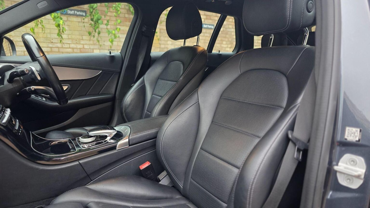 Used Mercedes-Benz C Class 2015 for sale - 77303780: Photo 40