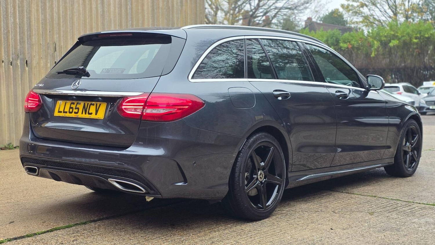 Used Mercedes-Benz C Class 2015 for sale - 77303780: Photo 6