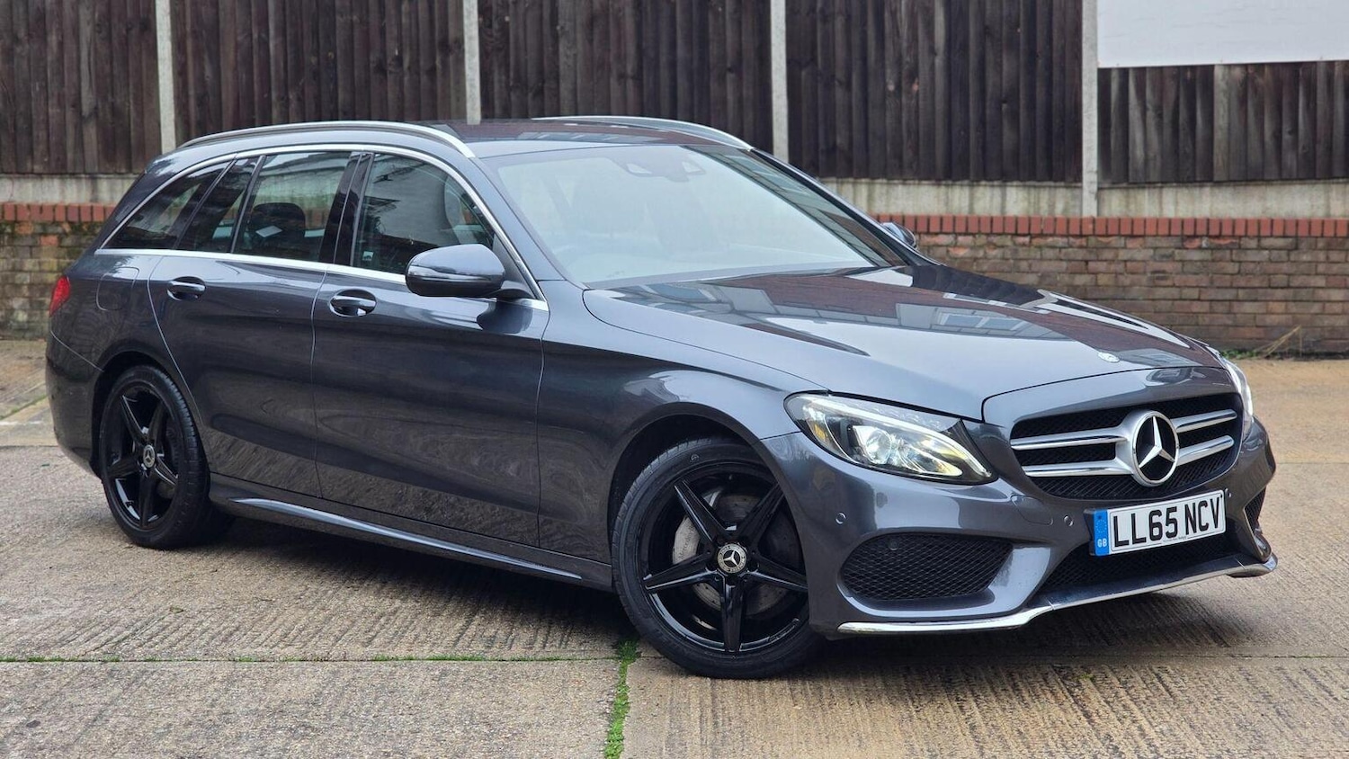 Used Mercedes-Benz C Class 2015 for sale - 77303780: Photo 62