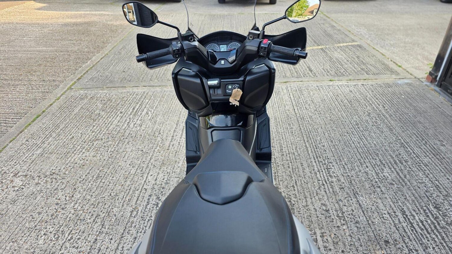 Used Suzuki Burgman 400 2023 for sale - 78750534: Photo 25