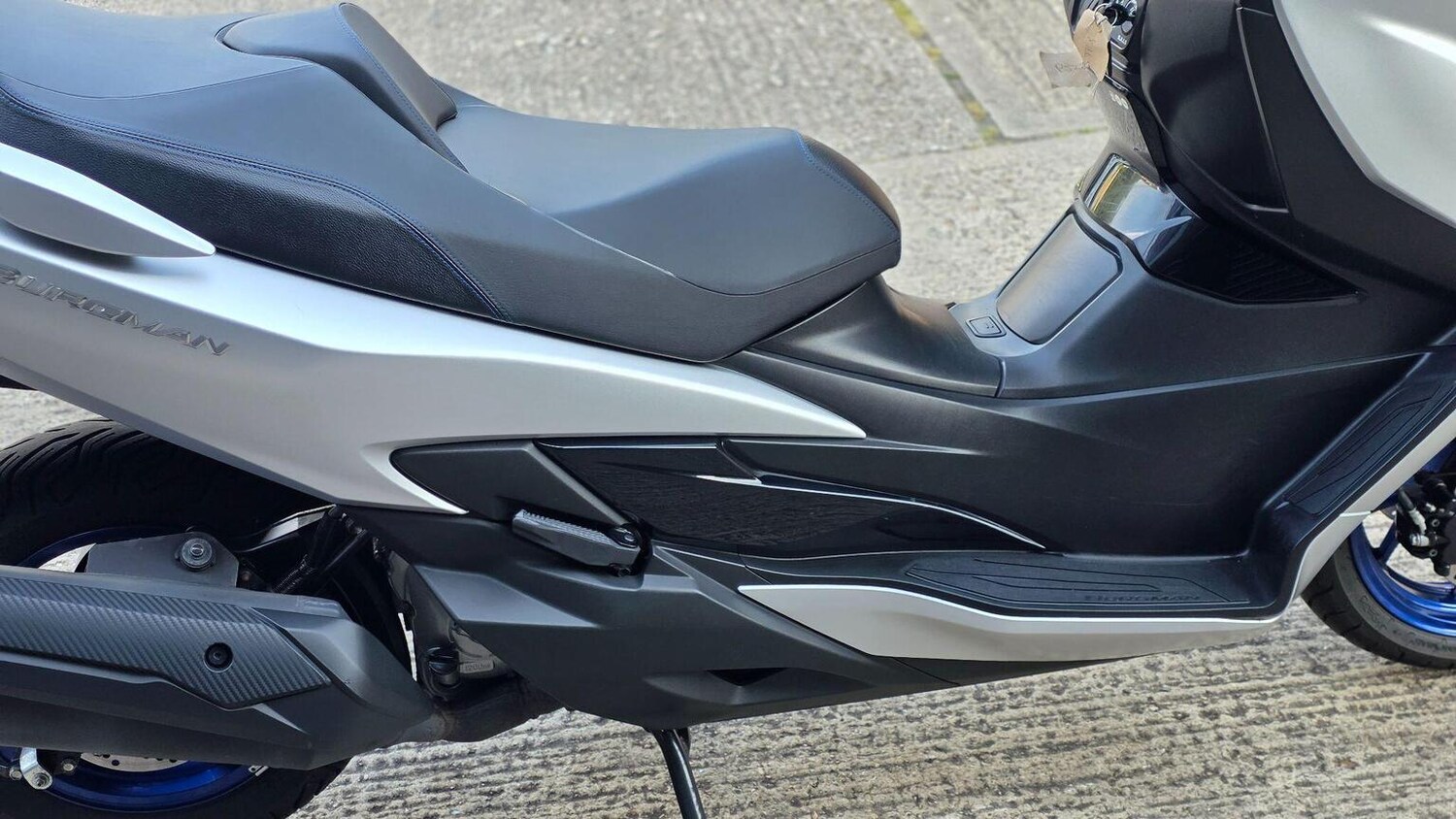 Used Suzuki Burgman 400 2023 for sale - 78750534: Photo 35