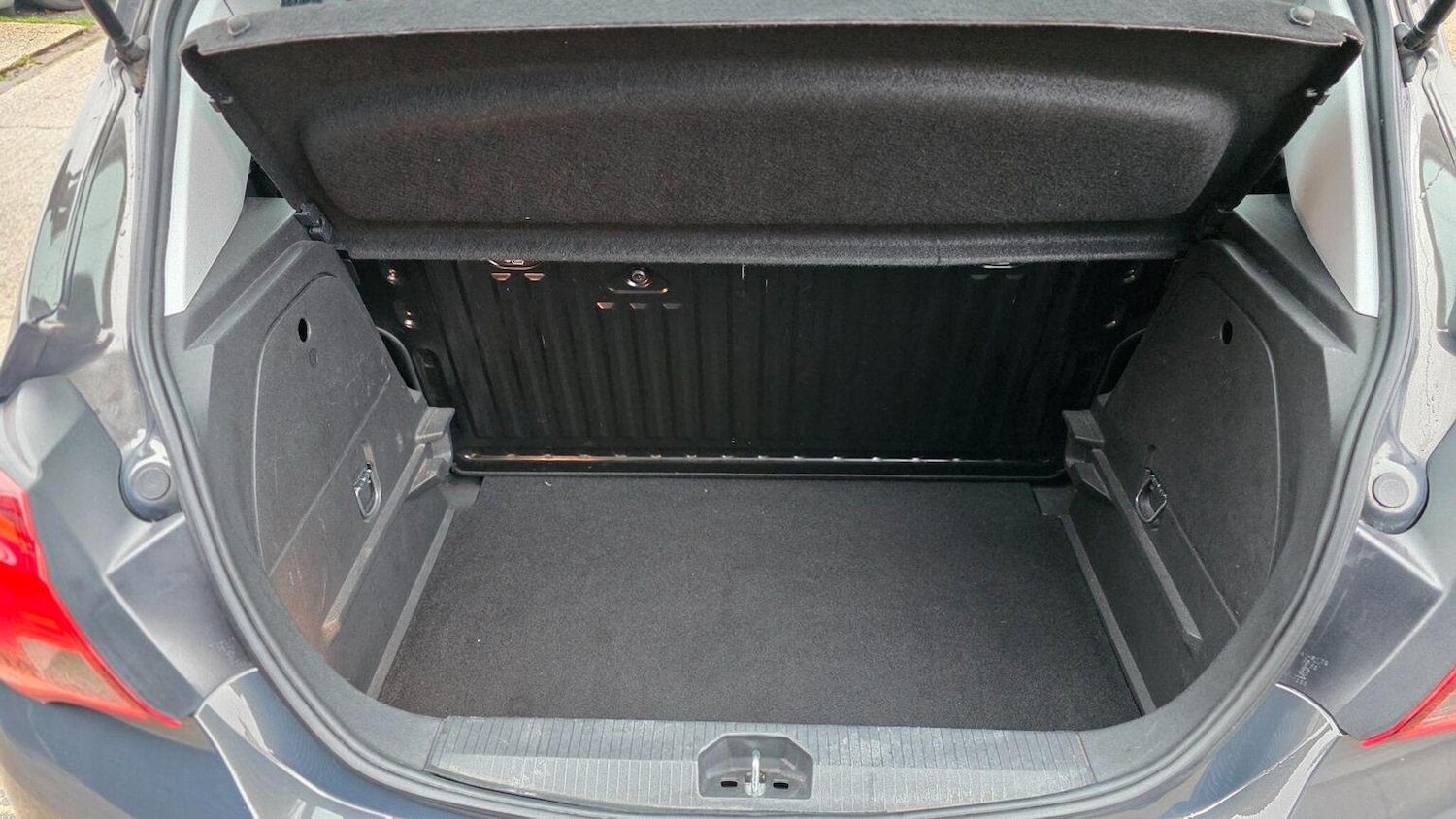 Used Vauxhall Corsa 2016 for sale - 77023128: Photo 17