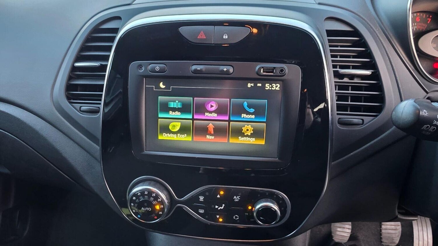 Used Renault Captur 2017 for sale - 77915661: Photo 18