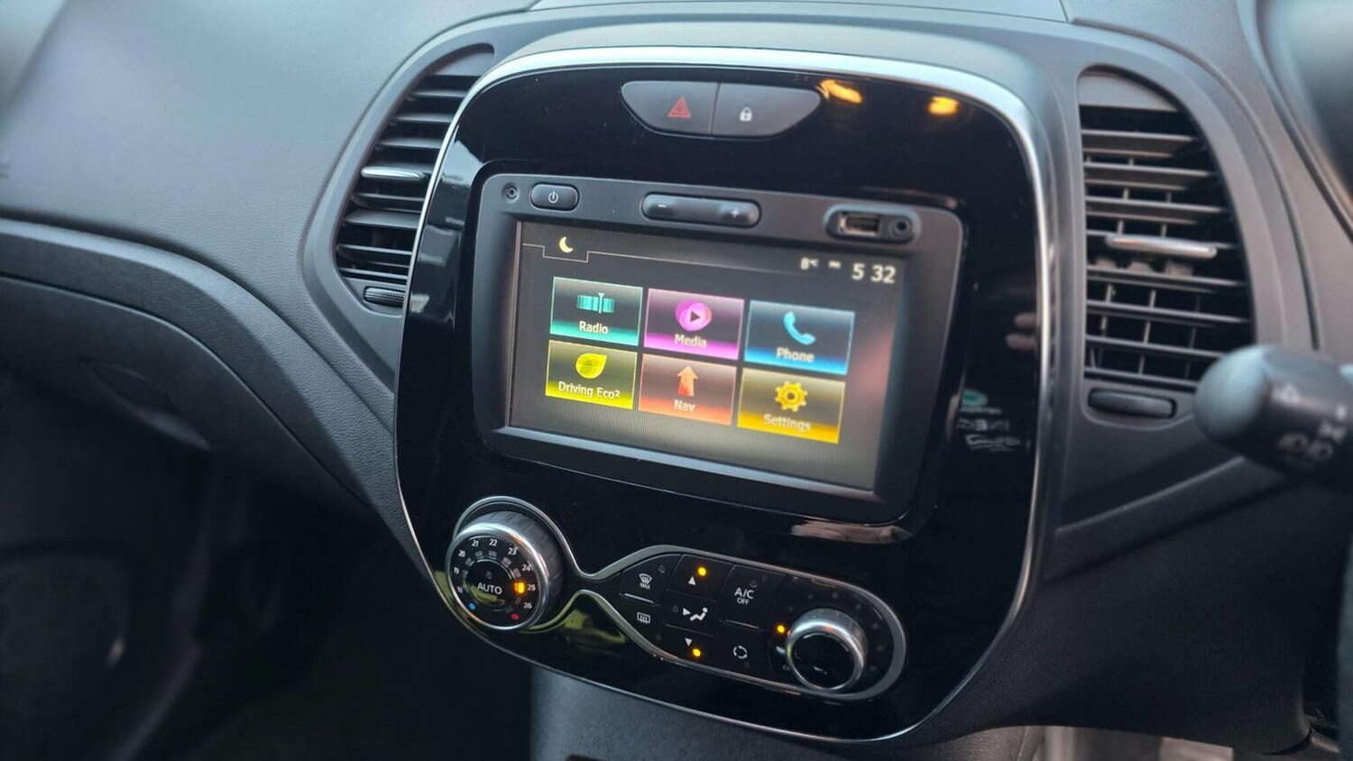 Used Renault Captur 2017 for sale - 77915661: Photo 27