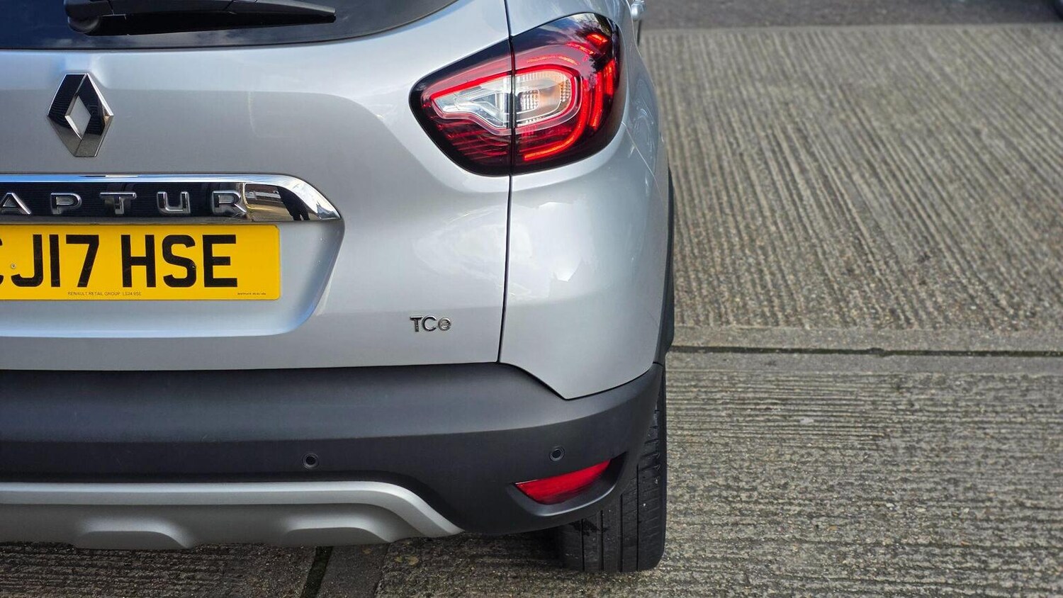 Used Renault Captur 2017 for sale - 77915661: Photo 41