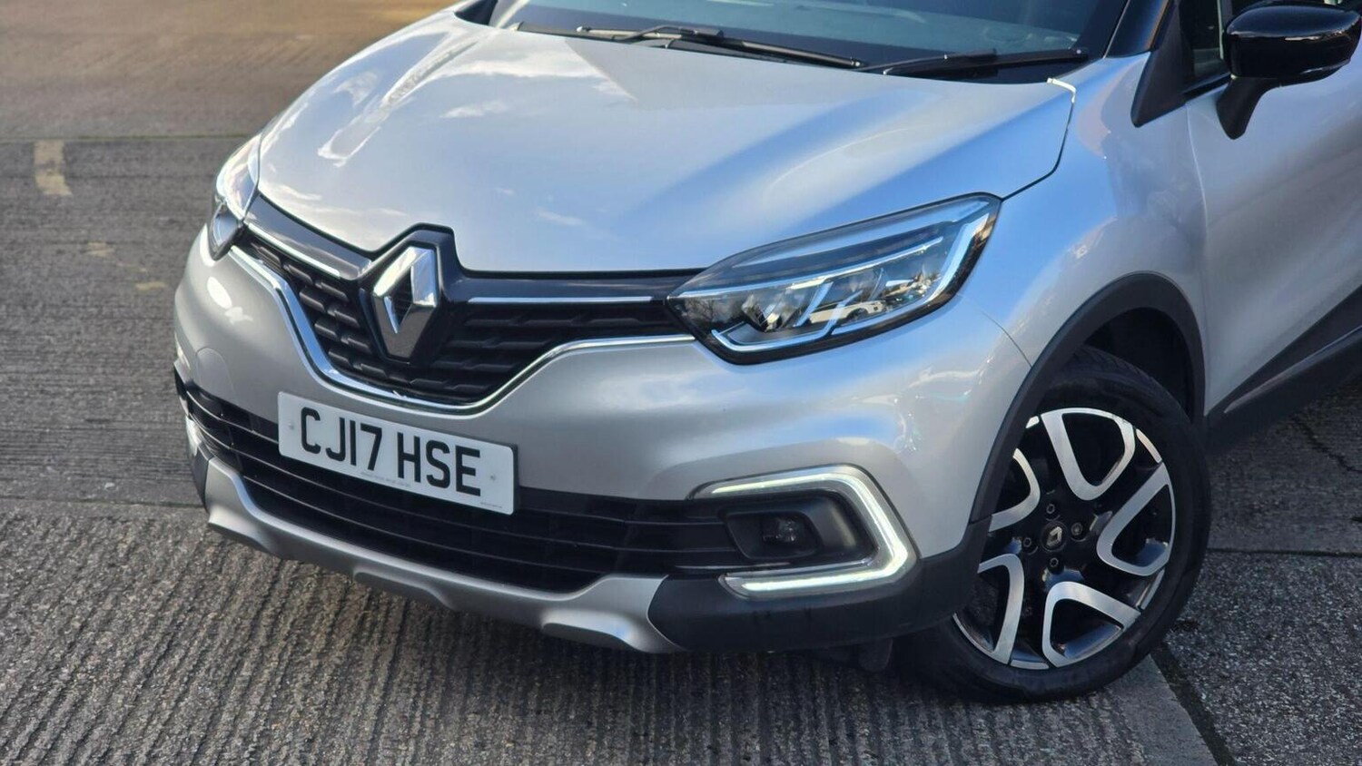 Used Renault Captur 2017 for sale - 77915661: Photo 63