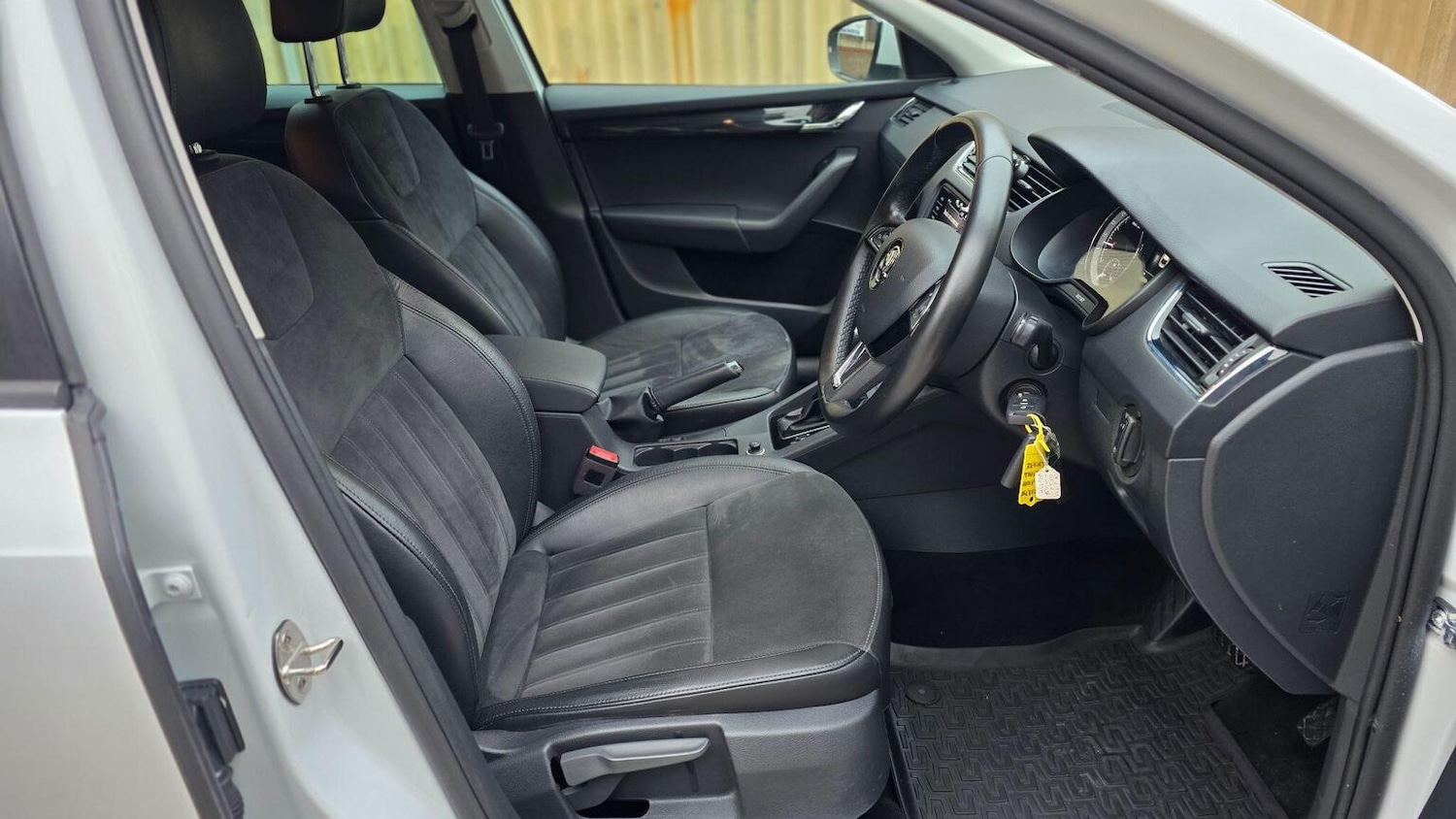 Used Skoda Octavia 2018 for sale - 76712421: Photo 11