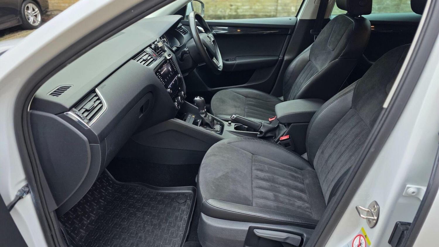 Used Skoda Octavia 2018 for sale - 76712421: Photo 25