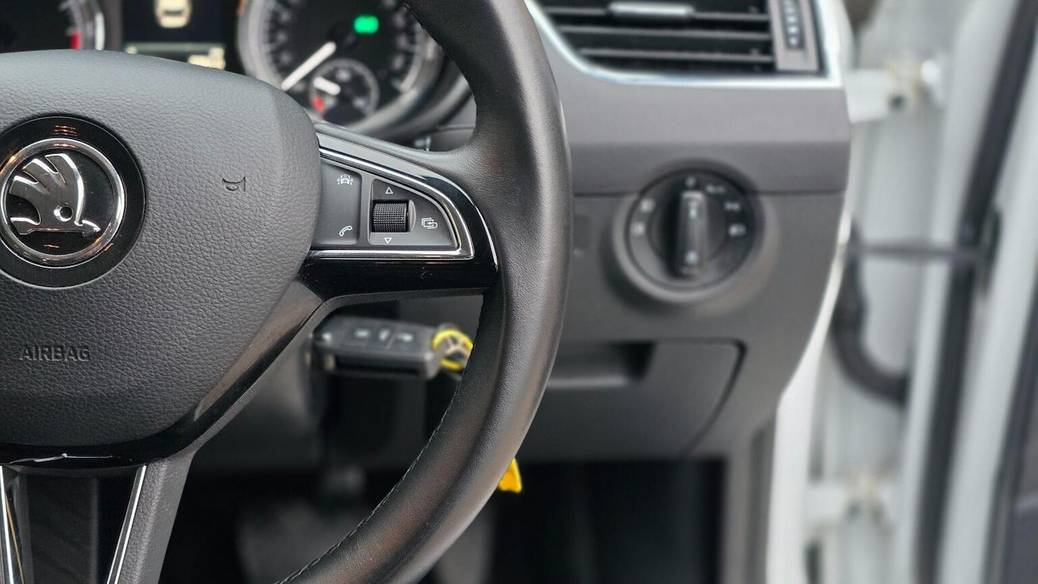 Used Skoda Octavia 2018 for sale - 76712421: Photo 35