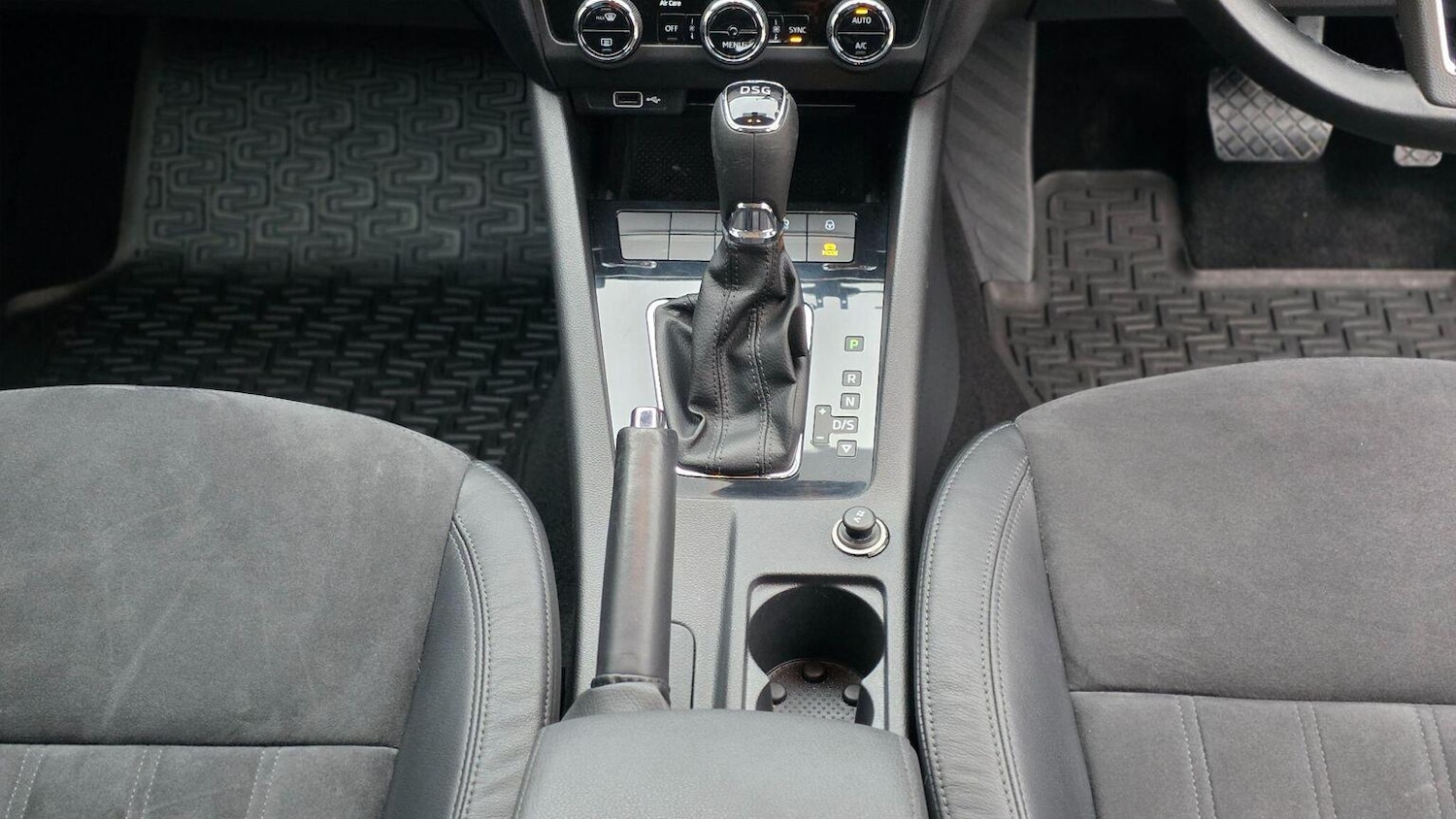 Used Skoda Octavia 2018 for sale - 76712421: Photo 37