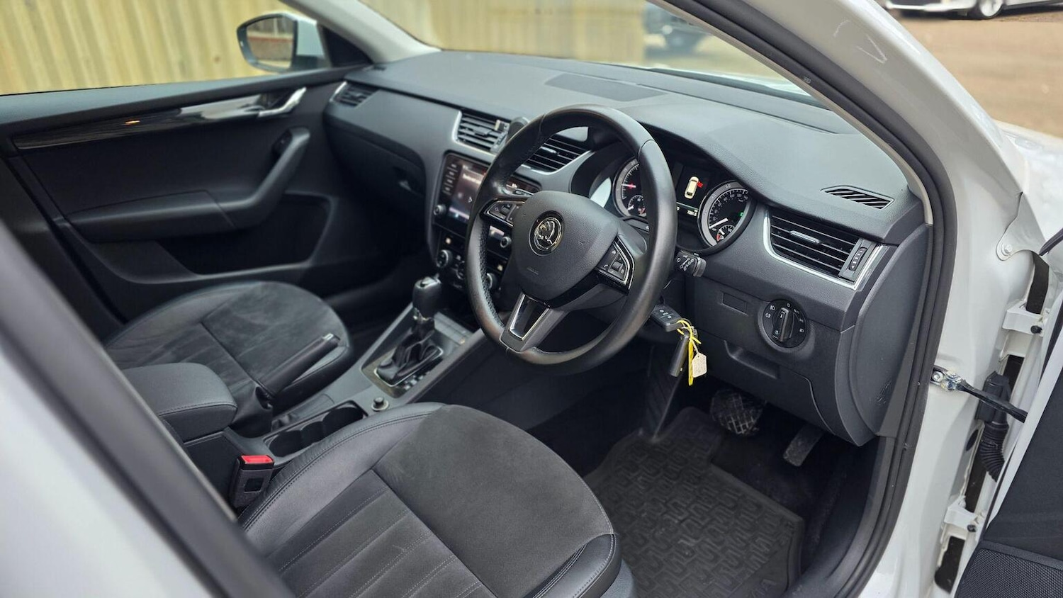 Used Skoda Octavia 2018 for sale - 76712421: Photo 41