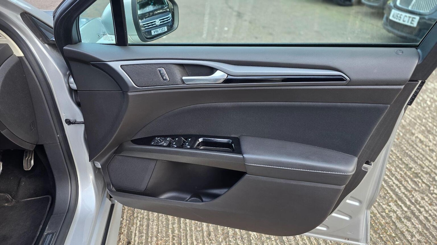 Used Ford Mondeo 2017 for sale - 77567506: Photo 33