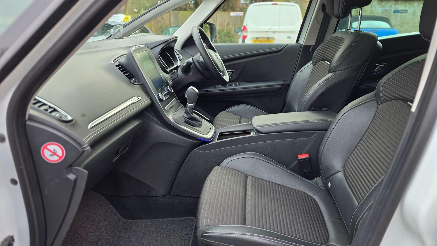 Used Renault Grand Scenic 2020 for sale - 77342591: Photo 11