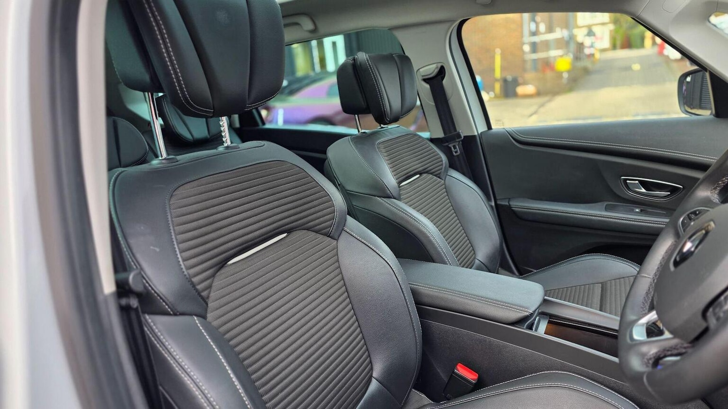 Used Renault Grand Scenic 2020 for sale - 77342591: Photo 34