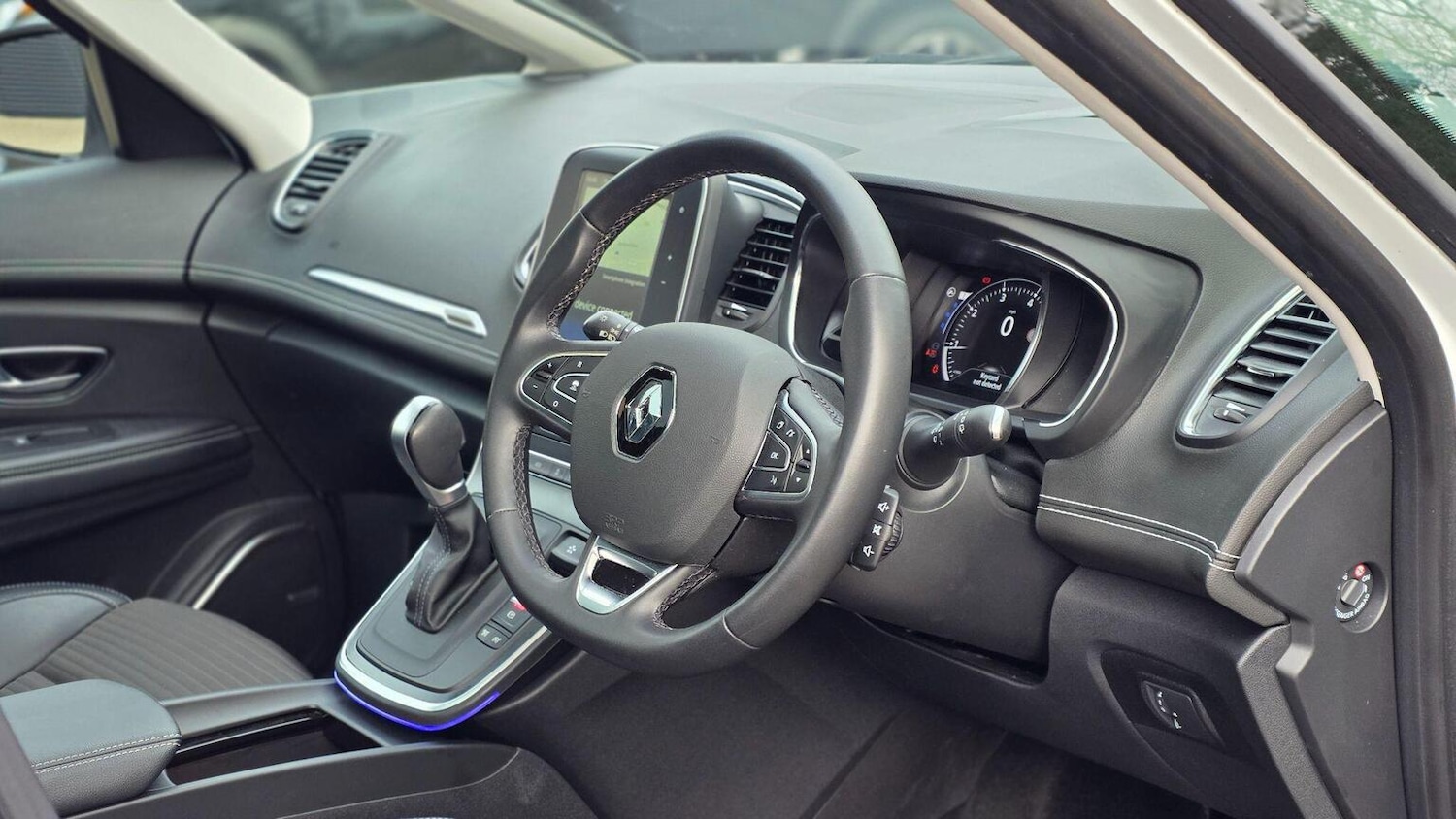 Used Renault Grand Scenic 2020 for sale - 77342591: Photo 36