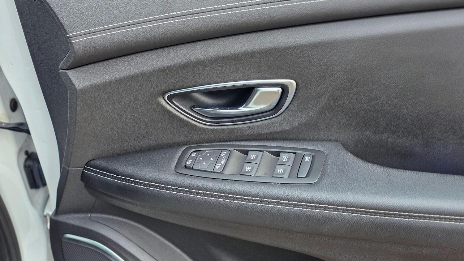 Used Renault Grand Scenic 2020 for sale - 77342591: Photo 37