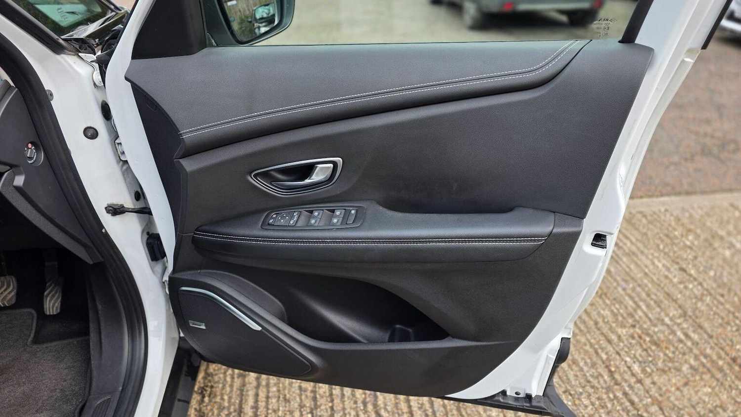 Used Renault Grand Scenic 2020 for sale - 77342591: Photo 38