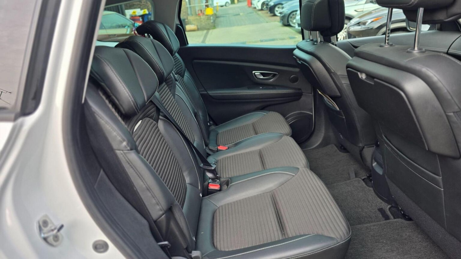 Used Renault Grand Scenic 2020 for sale - 77342591: Photo 39