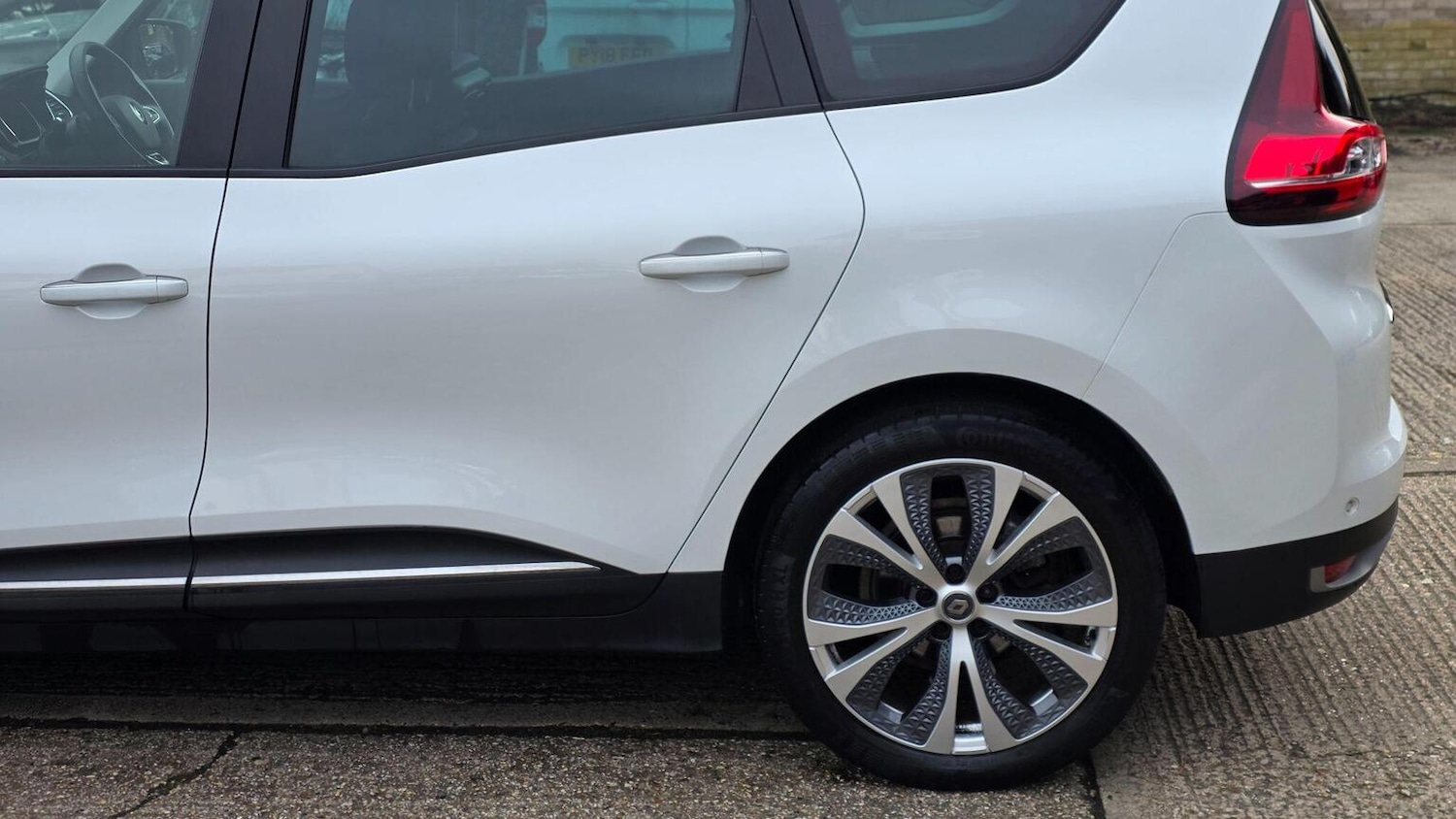 Used Renault Grand Scenic 2020 for sale - 77342591: Photo 54