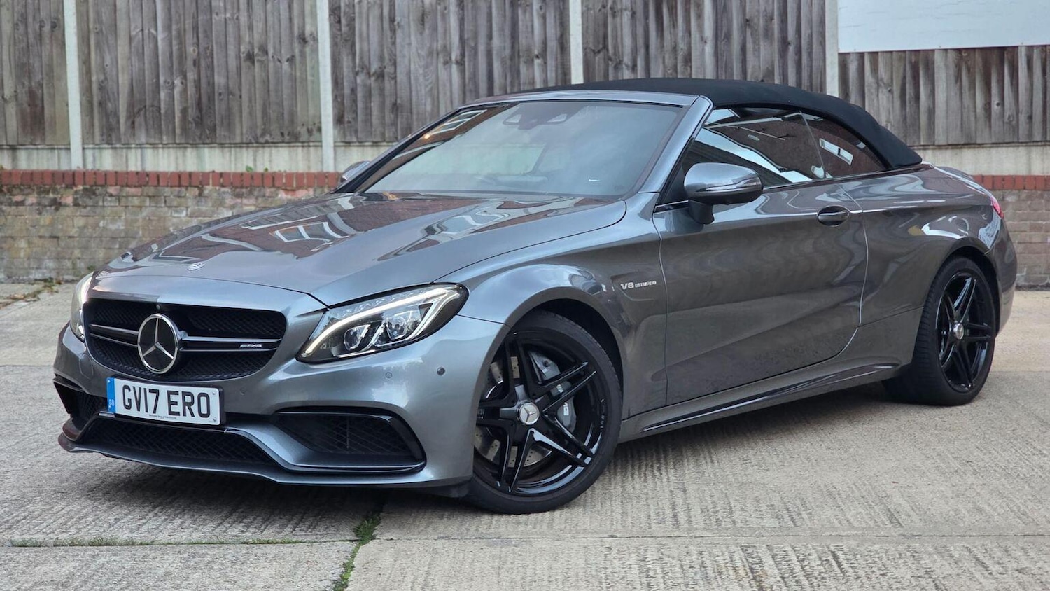 Used Mercedes-Benz C Class 2017 for sale - 76107385: Photo 1