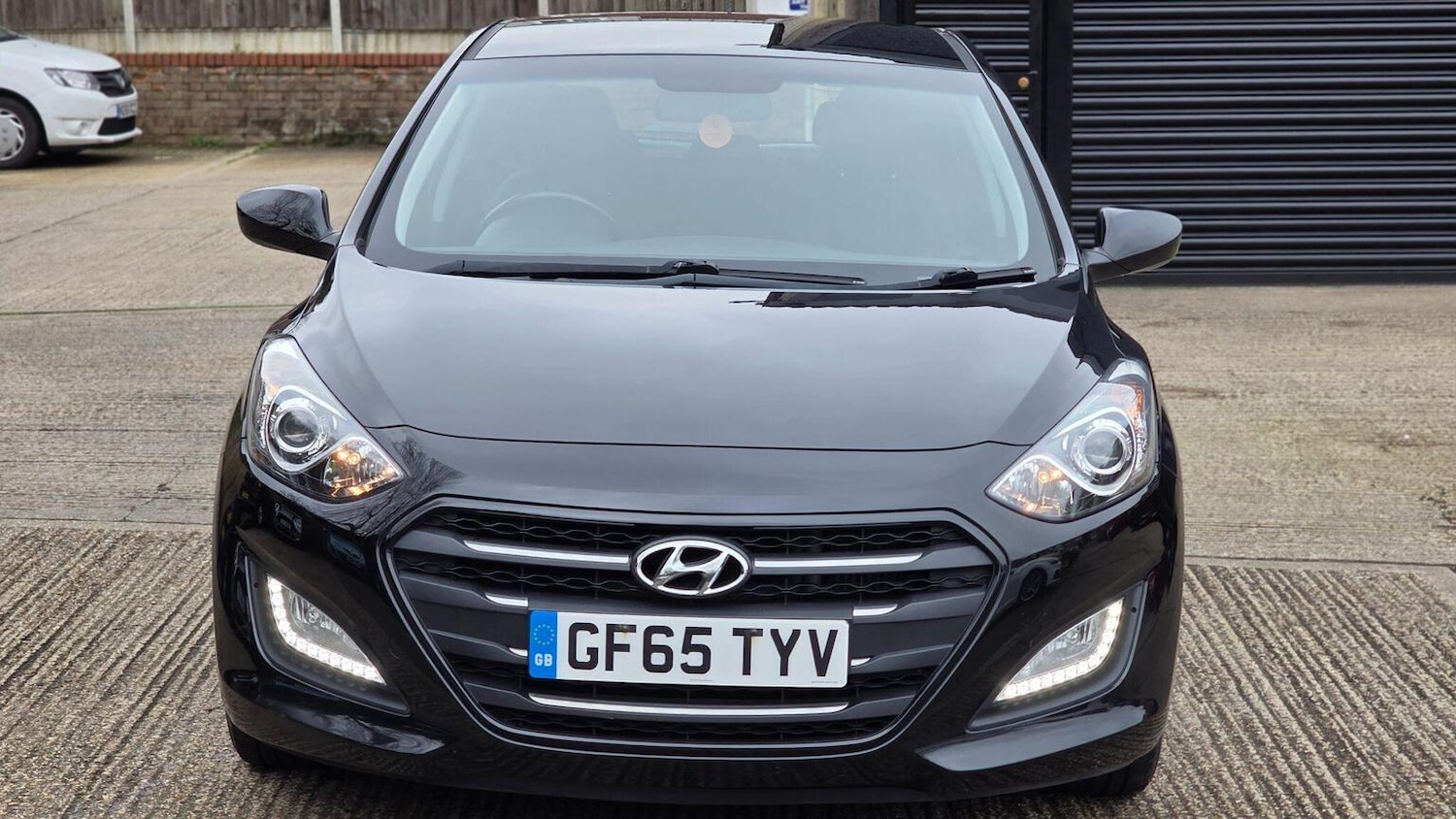 Used Hyundai i30 2015 for sale - 77656308: Photo 3