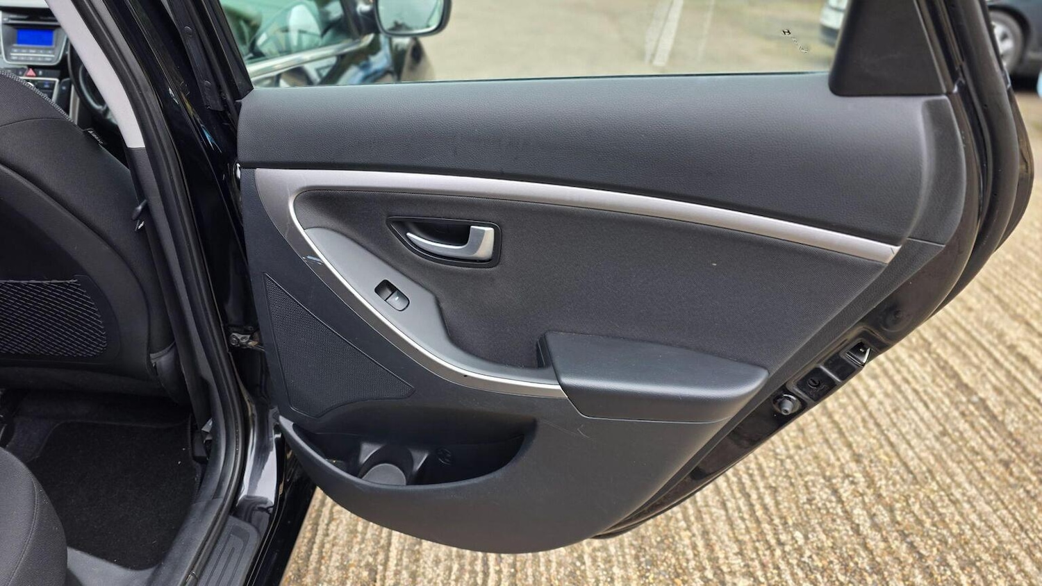 Used Hyundai i30 2015 for sale - 77656308: Photo 34