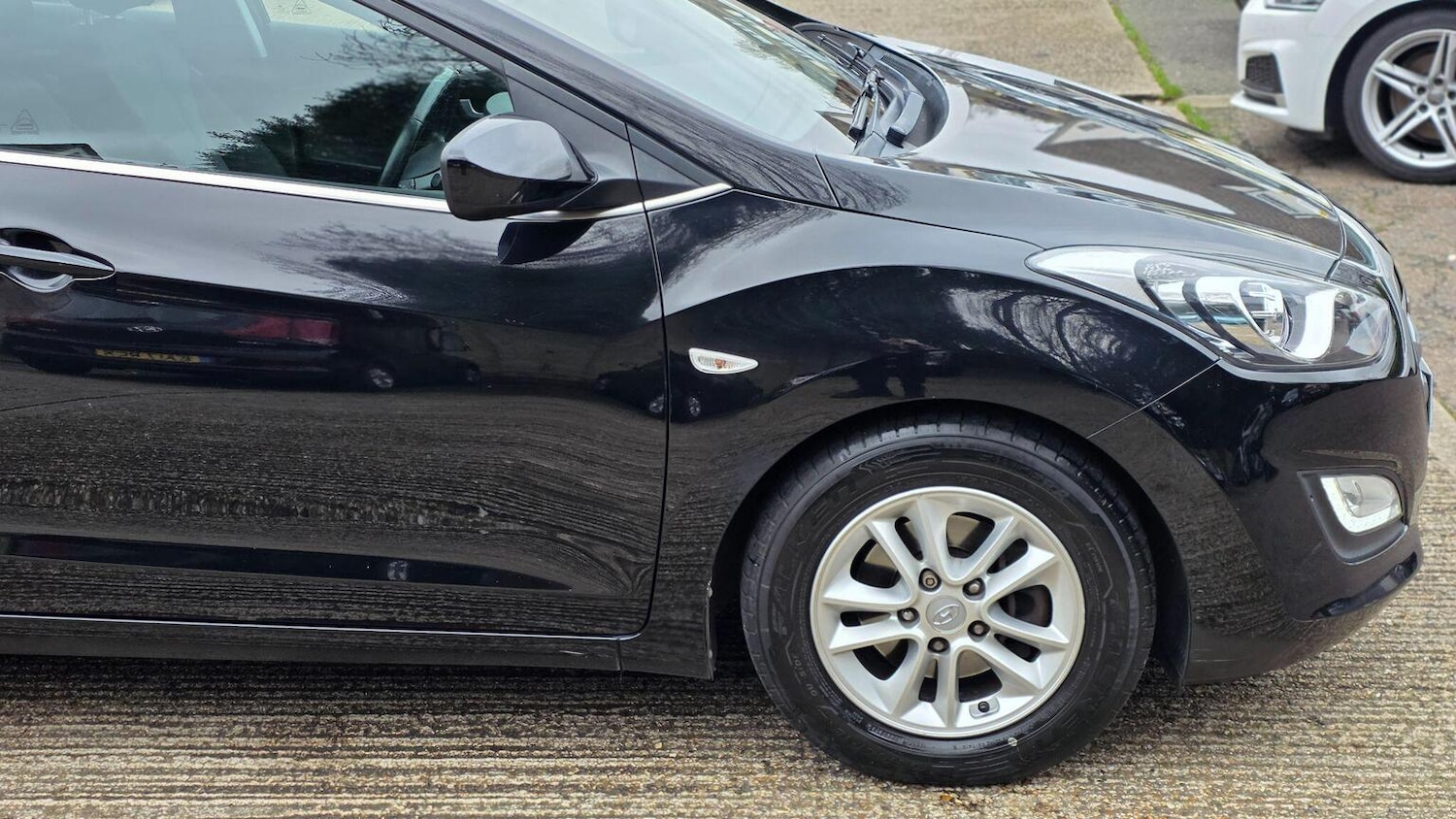 Used Hyundai i30 2015 for sale - 77656308: Photo 49