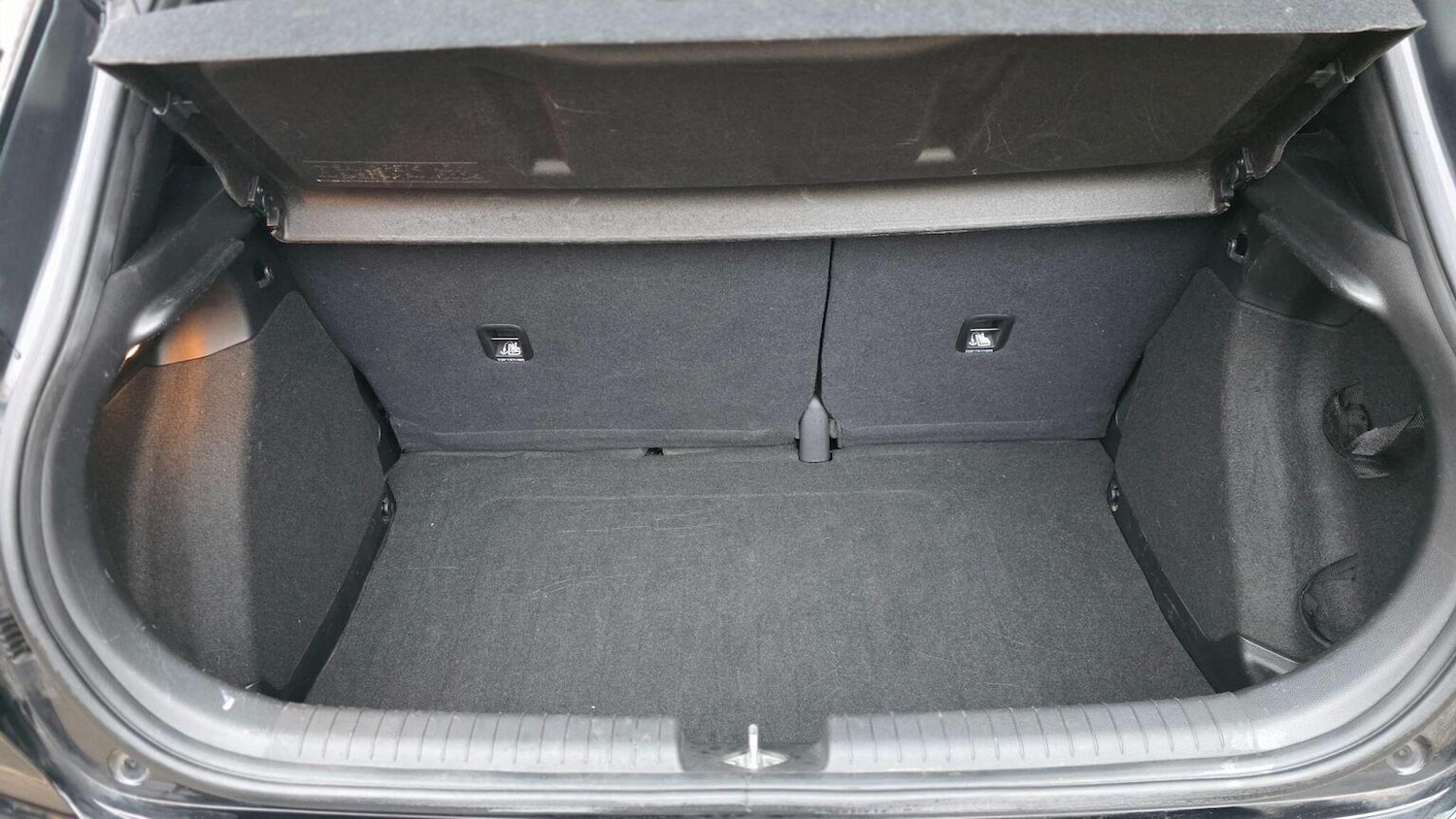 Used Hyundai i20 2017 for sale - 77635334: Photo 14