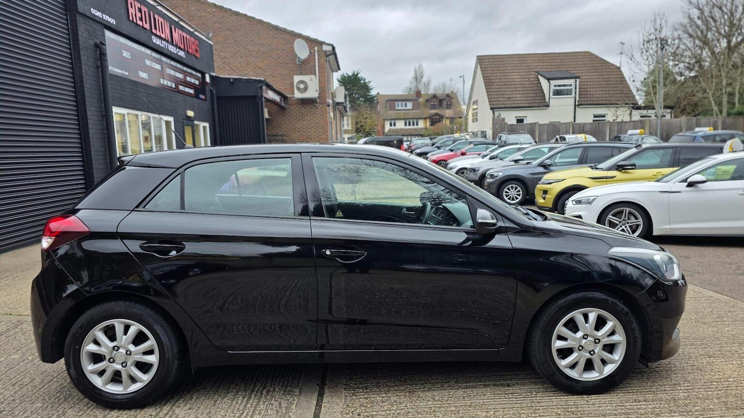 Used Hyundai i20 2017 for sale - 77635334: Photo 5