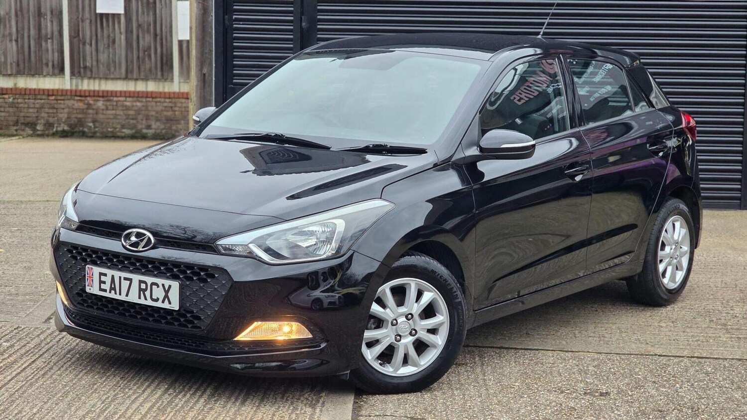 Used Hyundai i20 2017 for sale - 77635334: Photo 66