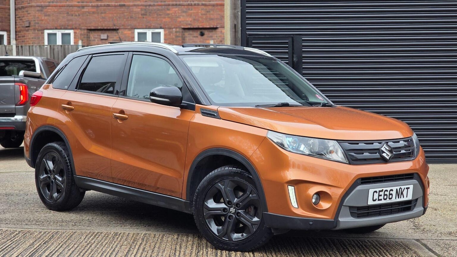 Used Suzuki Vitara 2016 for sale - 77635326: Photo 1