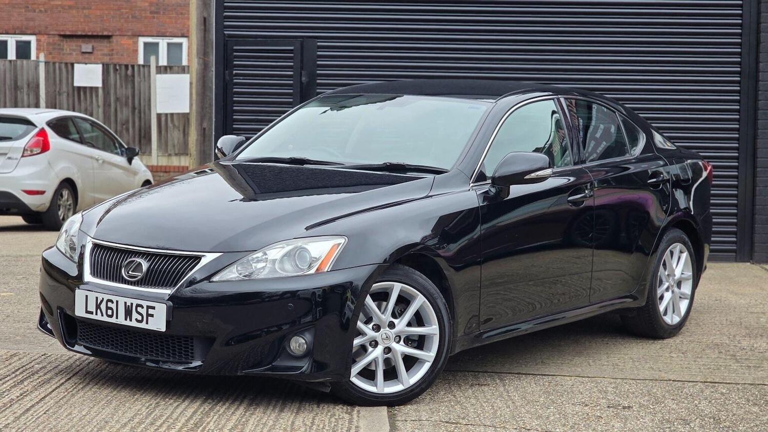 Used Lexus IS 2011 for sale - 77635330: Photo 2