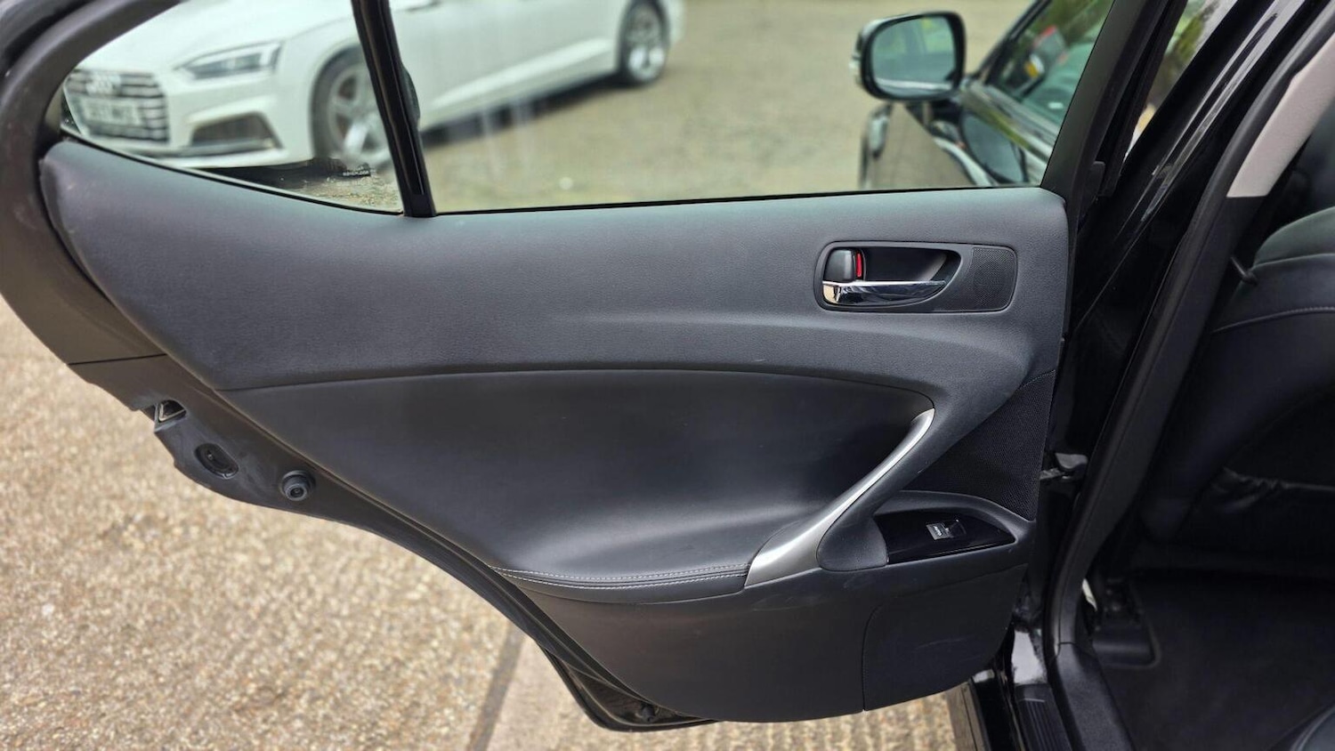 Used Lexus IS 2011 for sale - 77635330: Photo 25