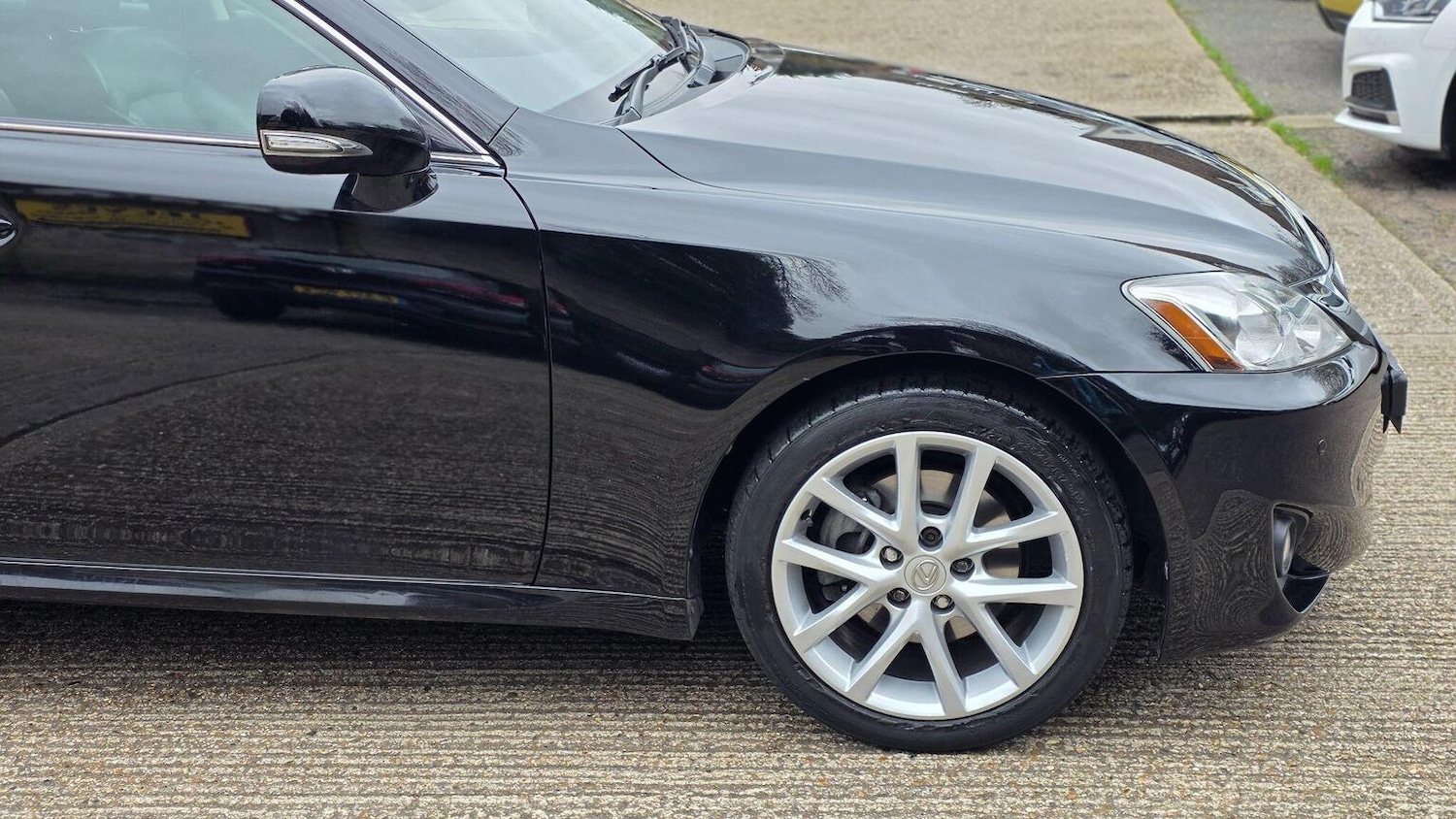 Used Lexus IS 2011 for sale - 77635330: Photo 38