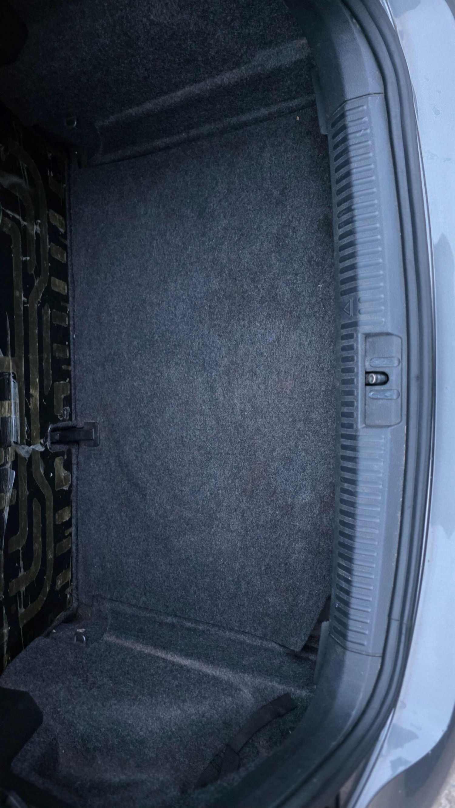 Used Volkswagen Polo 2010 for sale - 77921288: Photo 14