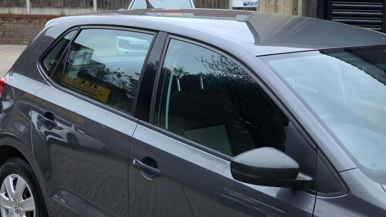 Used Volkswagen Polo 2010 for sale - 77921288: Photo 53