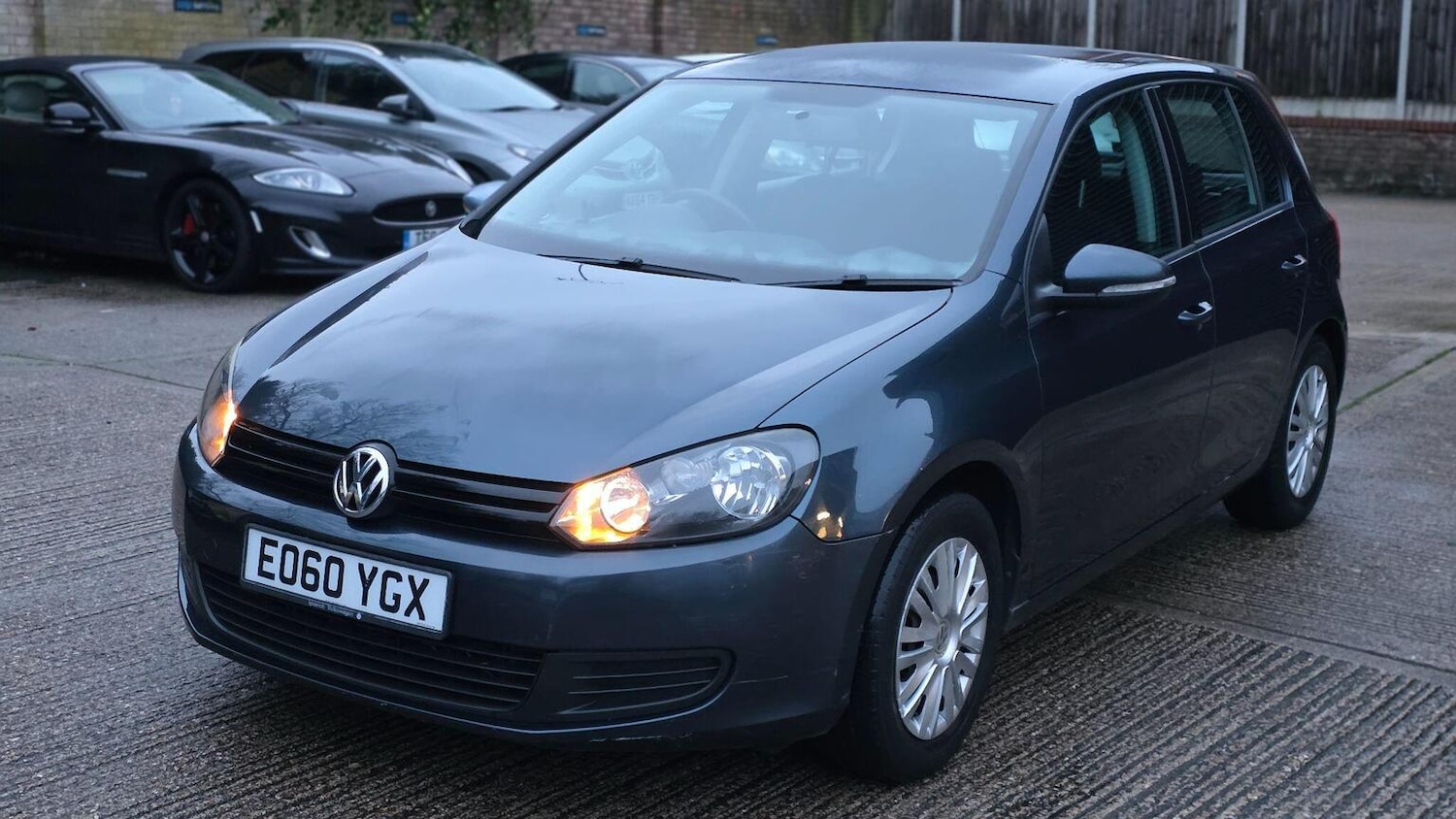 Used Volkswagen Golf 2010 for sale - 77516074: Photo 10