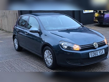 Used Volkswagen Golf 2010 for sale - 77516074: Photo