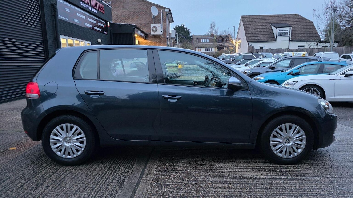 Used Volkswagen Golf 2010 for sale - 77516074: Photo 5