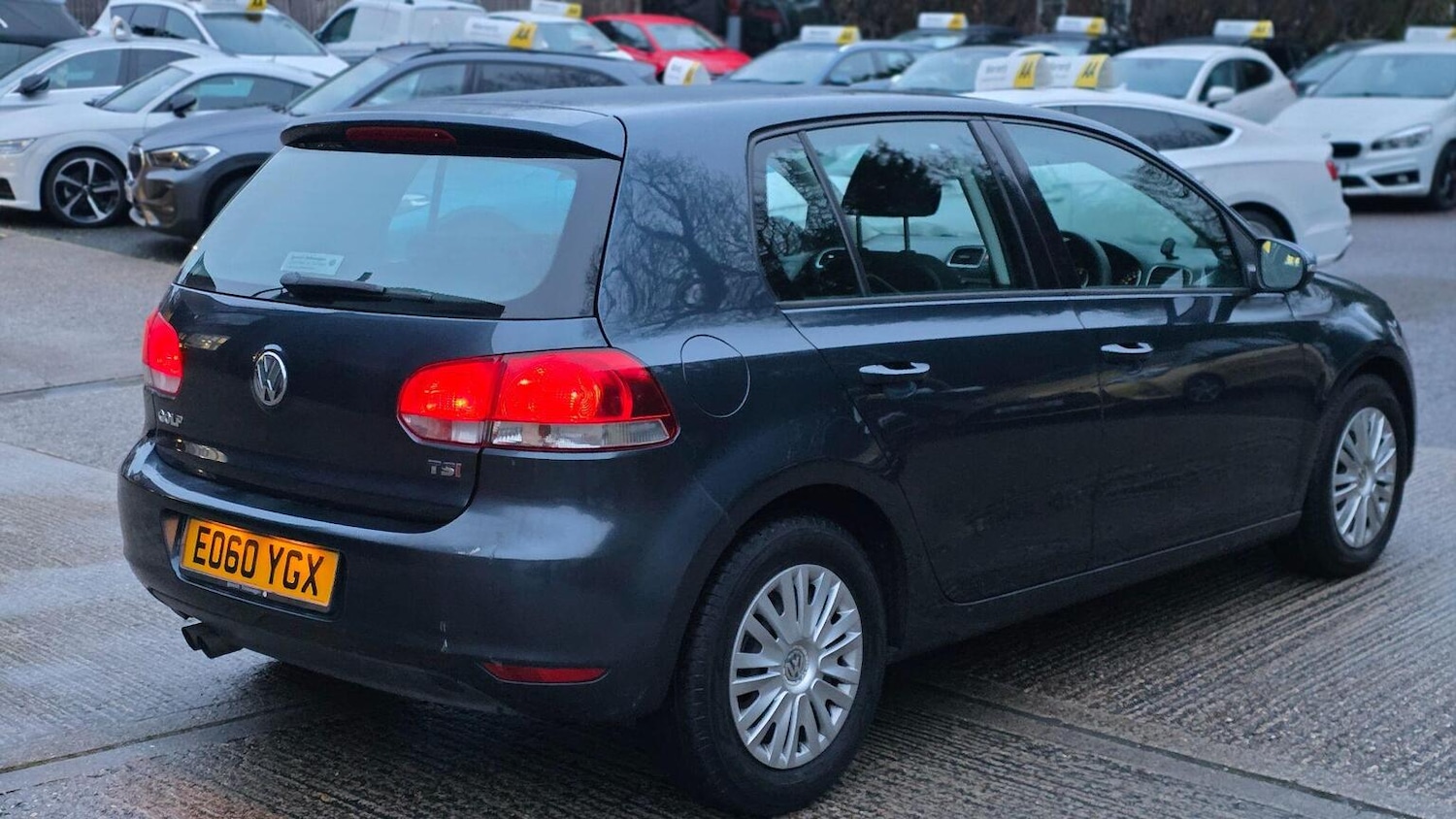 Used Volkswagen Golf 2010 for sale - 77516074: Photo 6