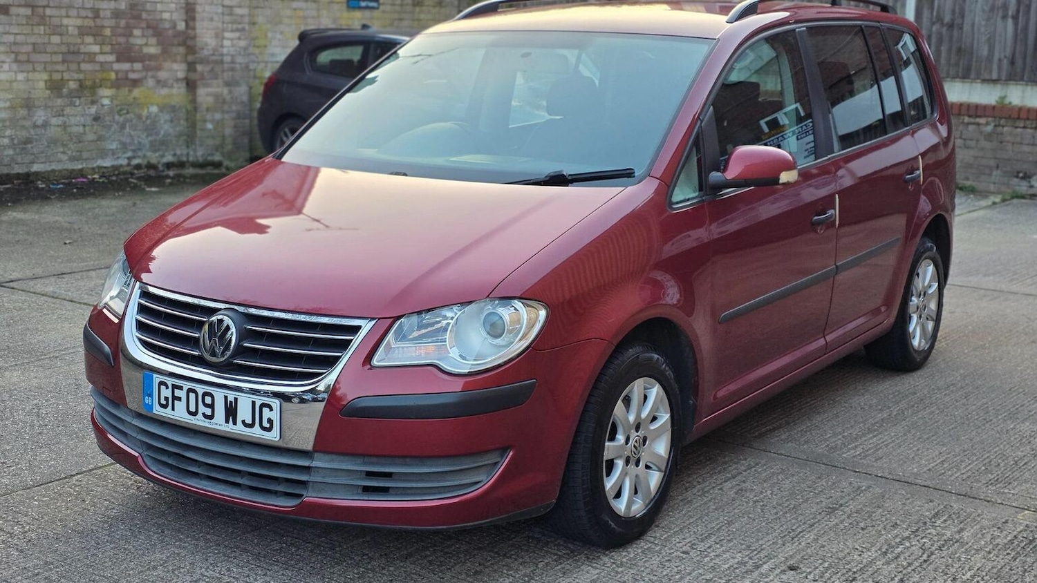 Used Volkswagen Touran 2009 for sale - 77774785: Photo 10