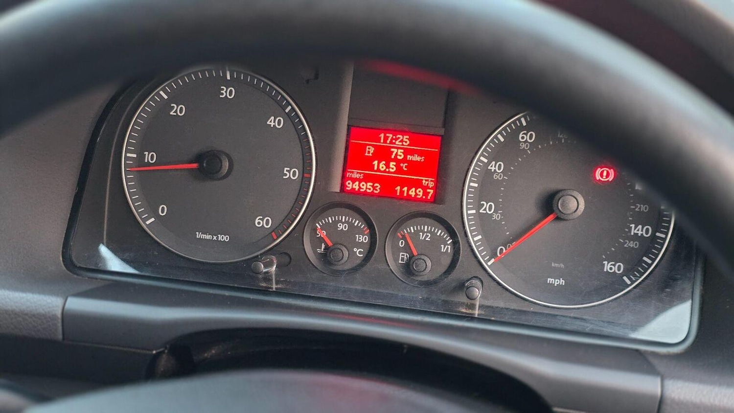 Used Volkswagen Touran 2009 for sale - 77774785: Photo 17