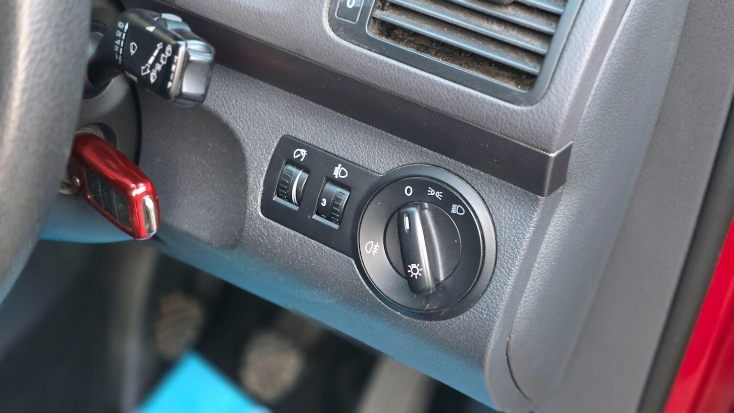 Used Volkswagen Touran 2009 for sale - 77774785: Photo 22