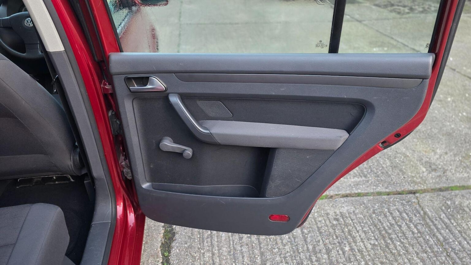 Used Volkswagen Touran 2009 for sale - 77774785: Photo 26