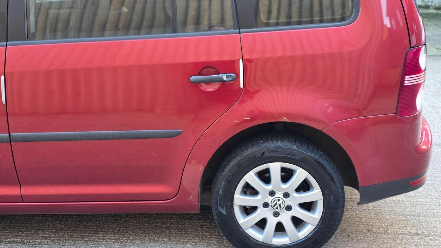 Used Volkswagen Touran 2009 for sale - 77774785: Photo 37