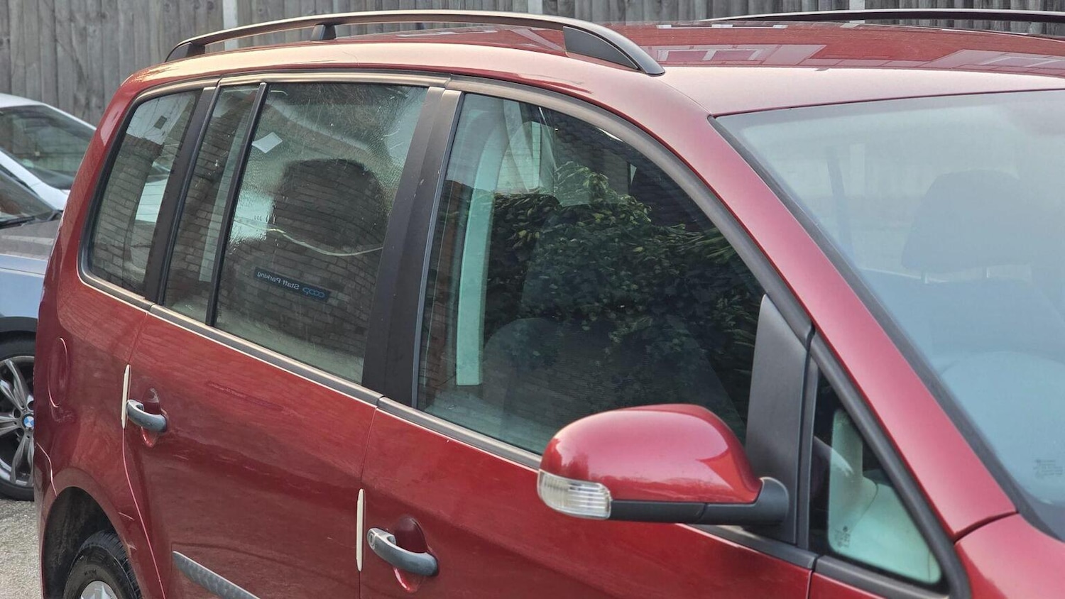 Used Volkswagen Touran 2009 for sale - 77774785: Photo 46