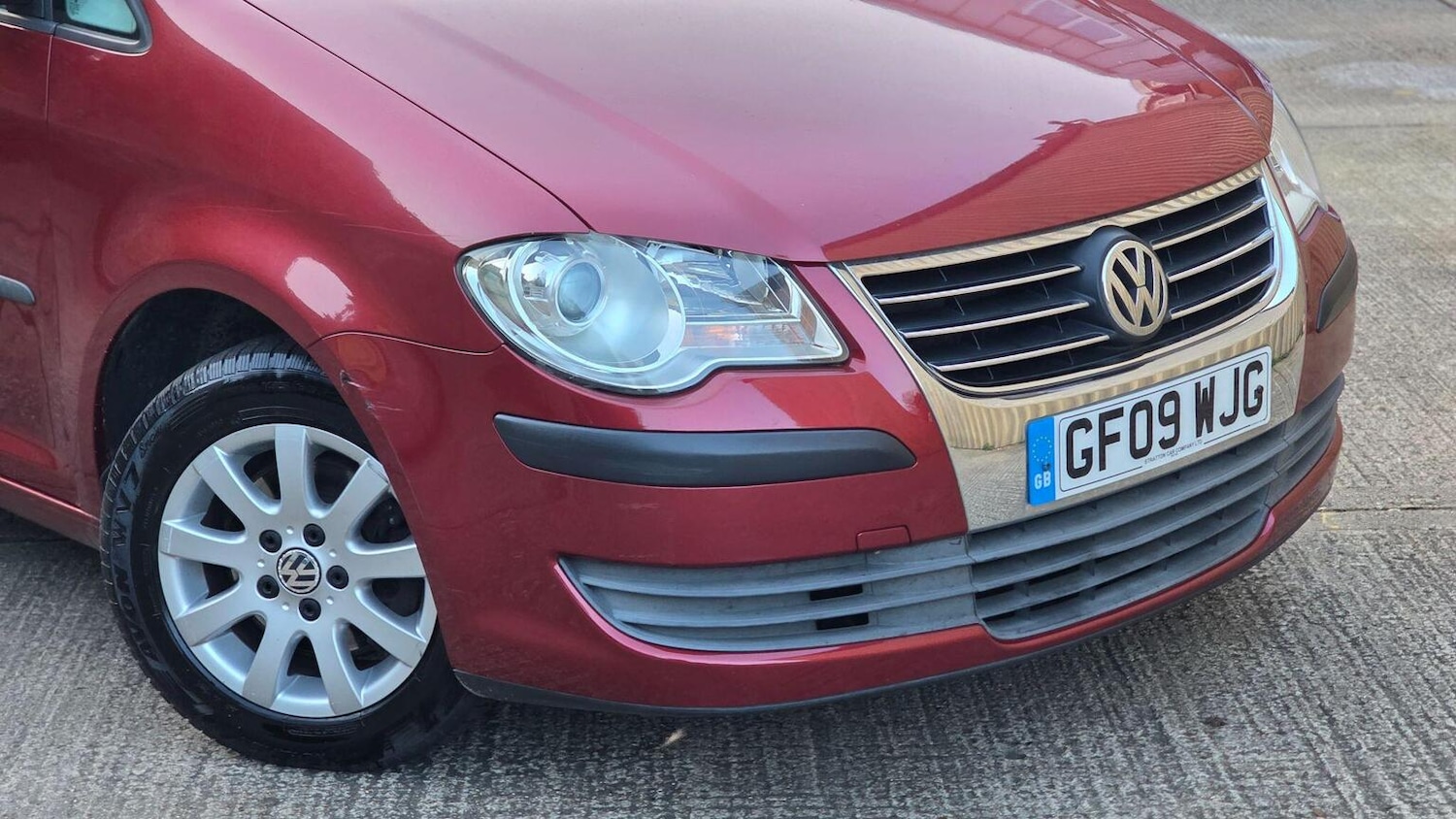 Used Volkswagen Touran 2009 for sale - 77774785: Photo 54