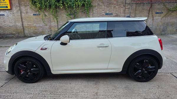 Used MINI Hatch 2016 for sale - 76030603: Photo 7