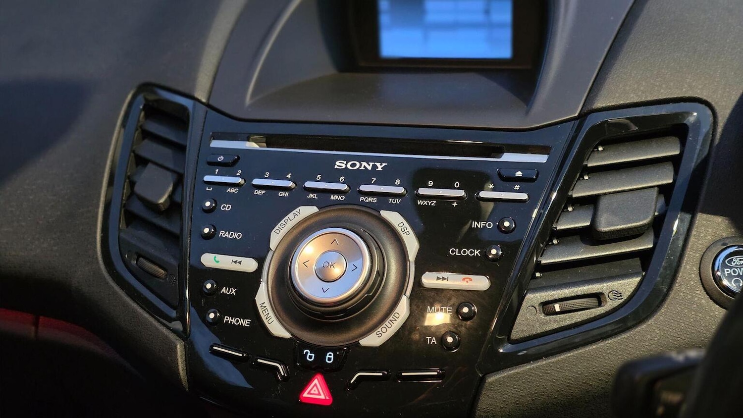 Used Ford Fiesta 2015 for sale - 76430896: Photo 13